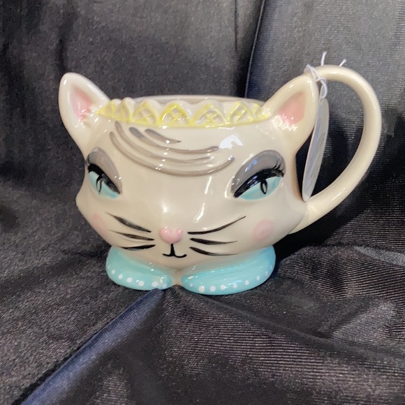 Off white cat face with light yellow crown pet lover mug  16 oz - Picture 4 of 11